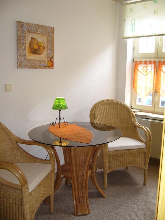 Ferienwohnungen Im Fachwerkhaus Quedlinburg Kamer foto