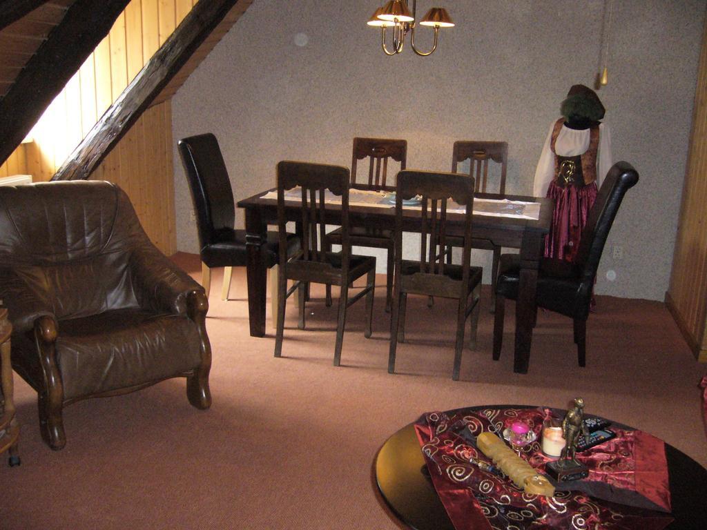 Ferienwohnungen Im Fachwerkhaus Quedlinburg Kamer foto