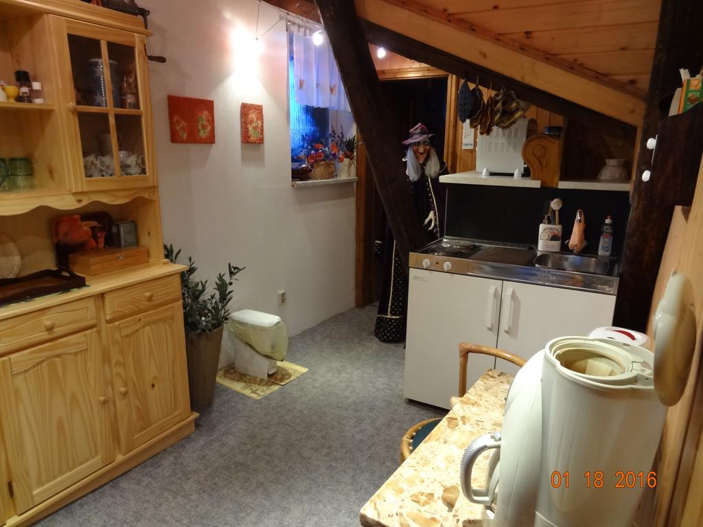 Ferienwohnungen Im Fachwerkhaus Quedlinburg Kamer foto